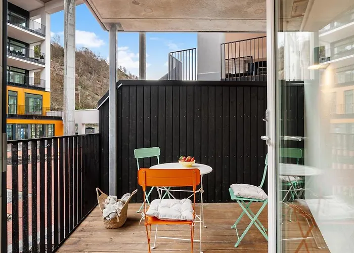 Helt Ny Ytre Sandviken Lejlighed